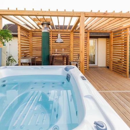 Romantic Studio With Jacuzzi Prague Ngoại thất bức ảnh
